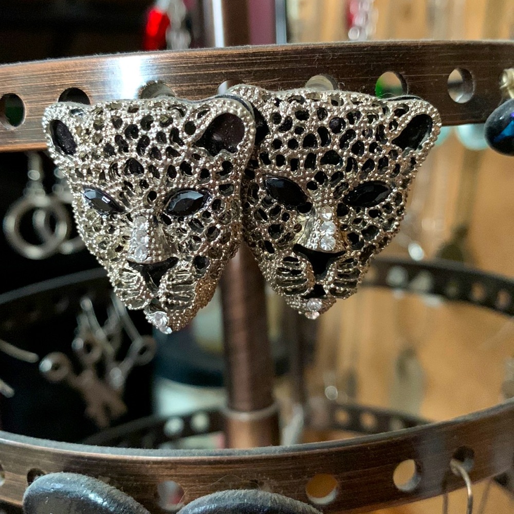 Leopard Face Earrings